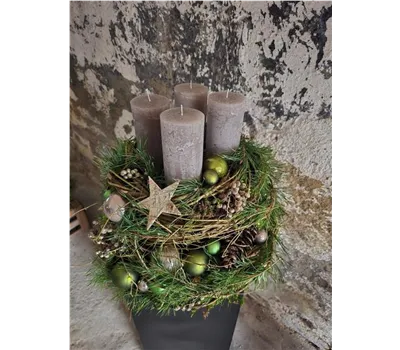 Adventstorte nature/grün
